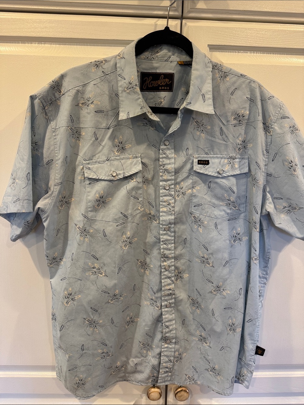 Howler Bros Men's Light Blue Floral Button-Up Shirt